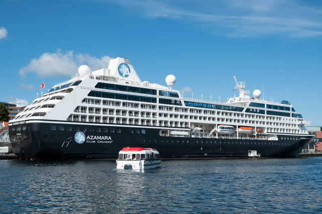 У водах Чилі на карантин зупинили два круїзних лайнери