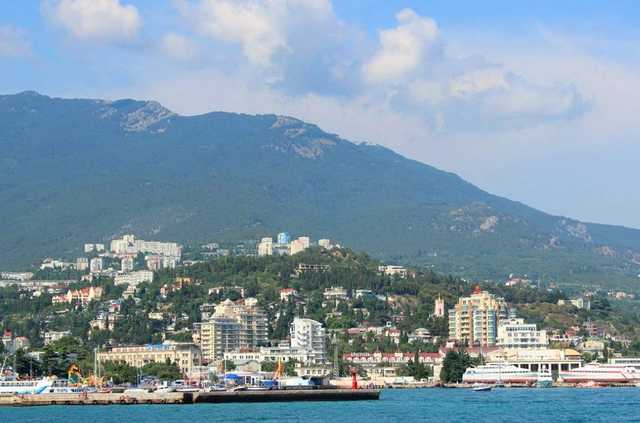 6 лет аннексии Крыма: во что оккупанты превратили полуостров