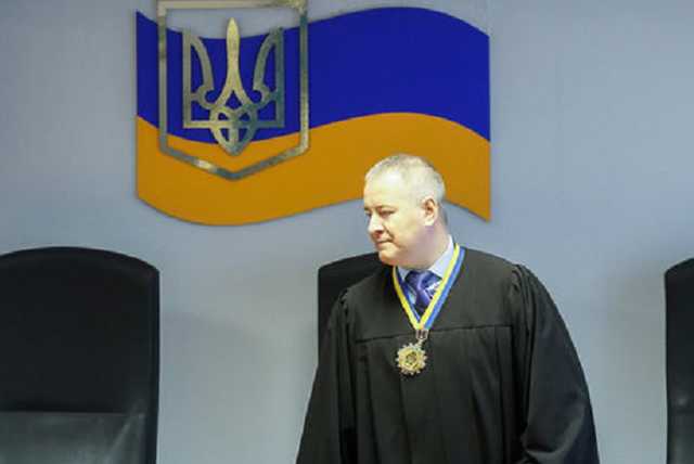 Суддю Васалатія звільняють за рішення стягнути з держави 148 мільйонів