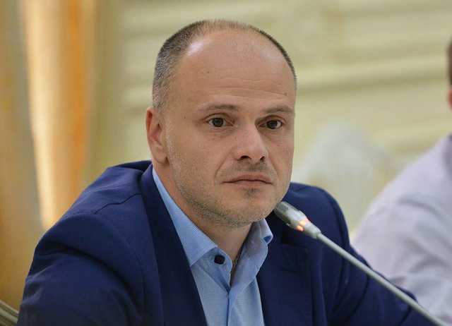 Радуцкий, иди в швеи: медик записала жесткое обращение из-за коронавируса