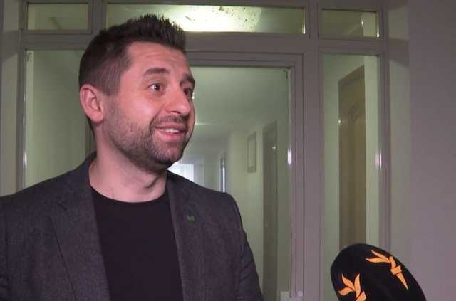 Арахамія повернув гроші за поїздку в Давос, куди його запросив фонд Пінчука