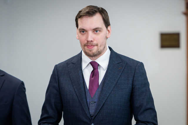 На Кабмин Гончарука завели дело из-за экспорта масок