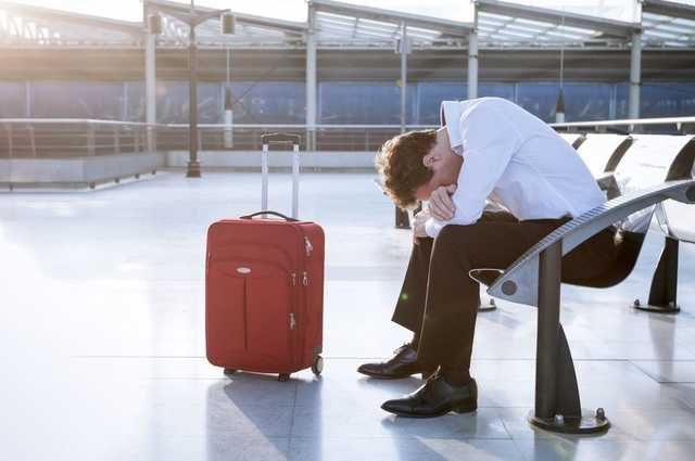 Украинцам запретили покидать страну с туристической целью, — премьер-министр