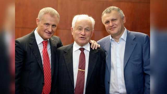 Печерский суд обязал "ПриватБанк" вернуть Суркисам 200 млн долларов