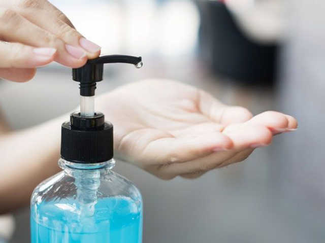 Осторожно, мошенники: обнаружен подпольный цех по производству антисептика