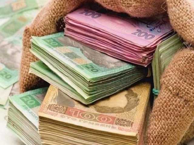 Кабмин из-за коронавируса решил кардинально урезать госбюджет Украины