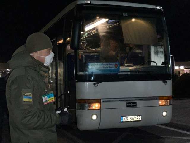 С завтрашнего дня полностью закроется государственная граница, – Зеленский