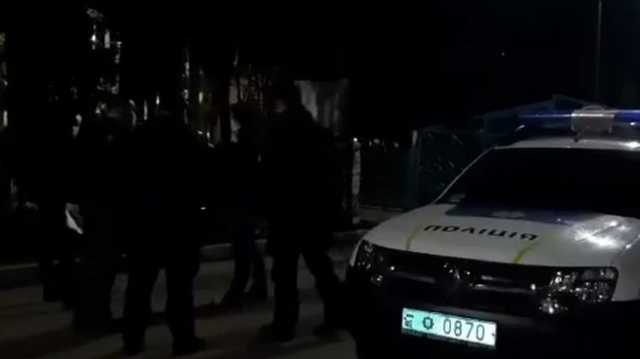 Врач-онколог в Виннице заразился коронавирусом: больных раком не выпускают из диспансера