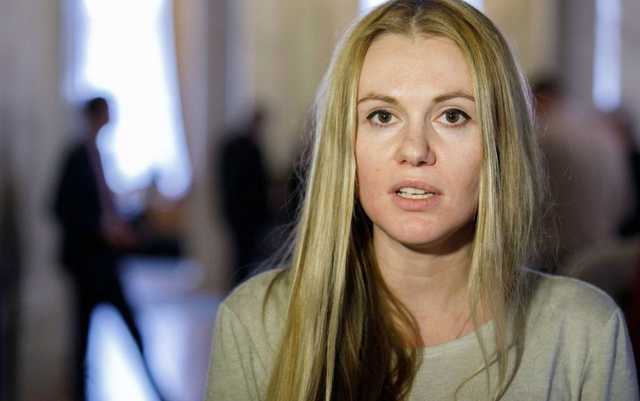 Изгнанная из “Слуги народа” нардеп Анна Скороход заразилась коронавирусом