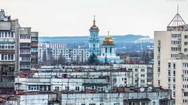 В Сумах запретили находиться на улице группами более двух человек