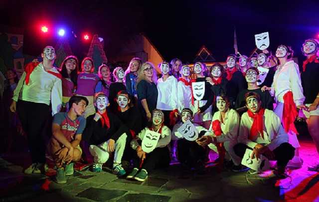 Оккупанты в разгар пандемии устроили для детей в "Артеке" праздник "русского мира"