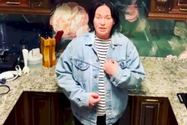 Актриса Гузеева матом обругала людей за прогулки во время пандемии