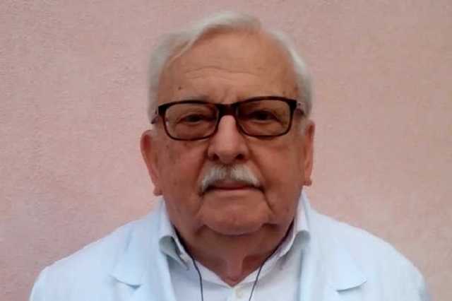 В Италии 85-летний анестезиолог вернулся на работу для борьбы с COVID-19