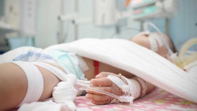 На Тернопільщині інфікована коронавірусом 1,5-річна дитина опинилася в реанімації