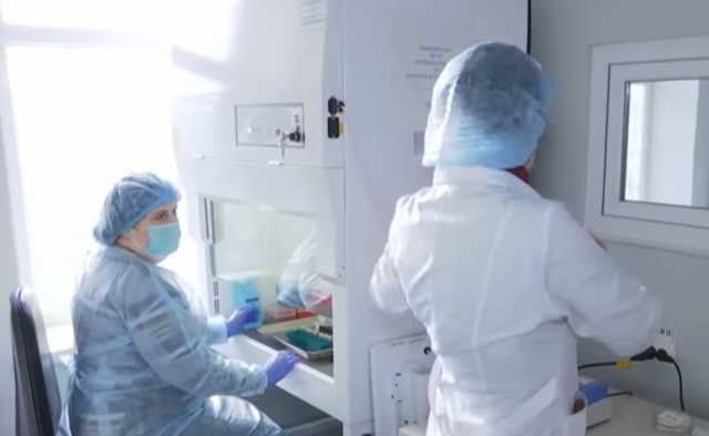 В одном районе Тернопольской области заболели коронавирусом уже 29 медиков