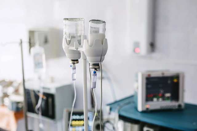 Минздрав пообещал обеспечить больницы необходимыми лекарствами и лечить от коронавируса абсолютно бесплатно