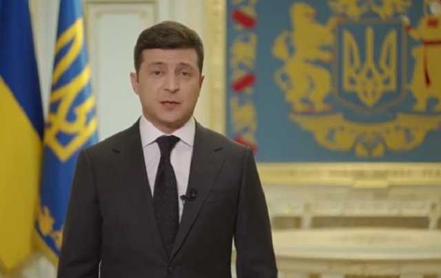 Зеленский сравнил коронавирус с радиацией