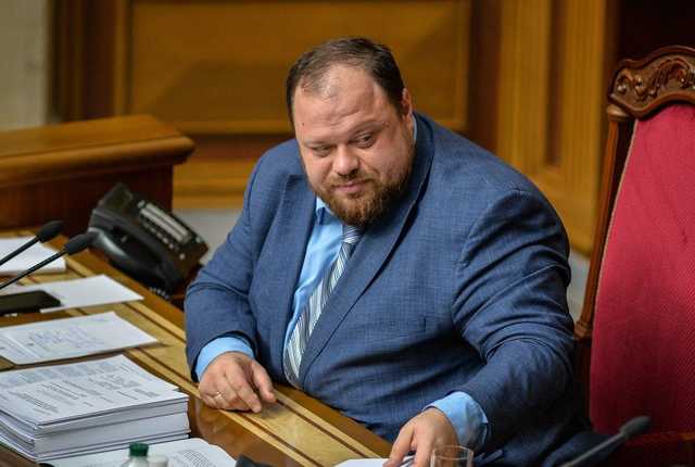 Ініціативи "слуг" ведуть до адміністративно-кадрової руїни України