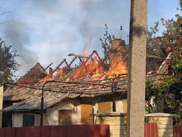 Боевики "ДНР" обстреляли Верхнеторецкое: ранена мирная жительница