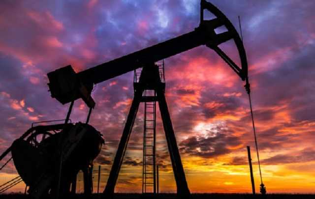 Цены на нефть вскоре обрушатся до рекордной за десятилетия отметки – аналитики