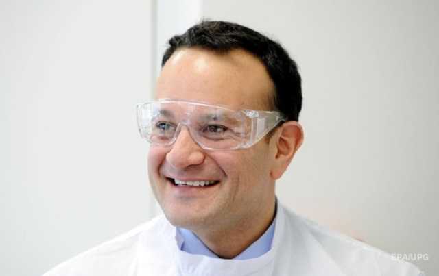 Через коронавірус прем’єр Ірландії буде працювати лікарем