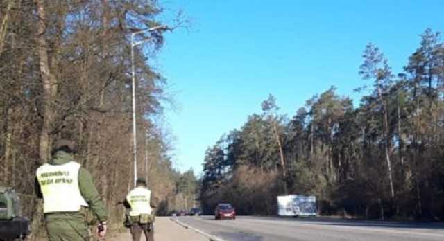 Даже сканеров нет: всплыли скандальные данные о "жестких" проверках на въезде в Киев