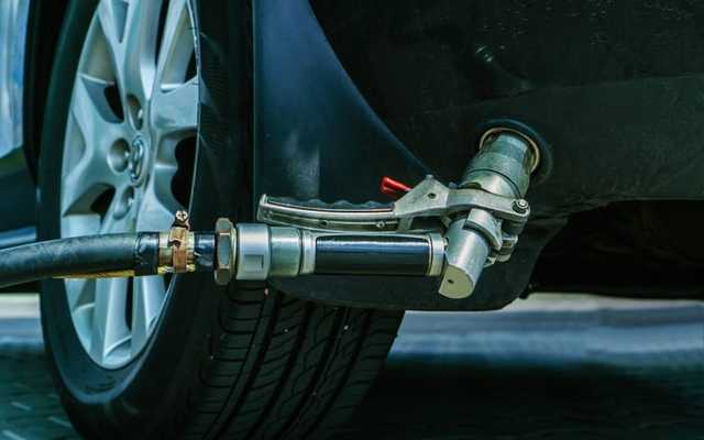 Автогаз на АЗС продолжает дешеветь