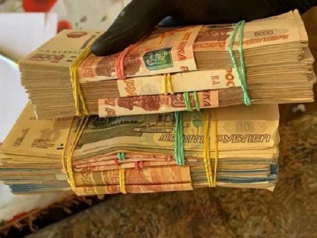 Украина выплачивала социальную помощь боевикам на Донбассе: СБУ раскрыла многомиллионную аферу