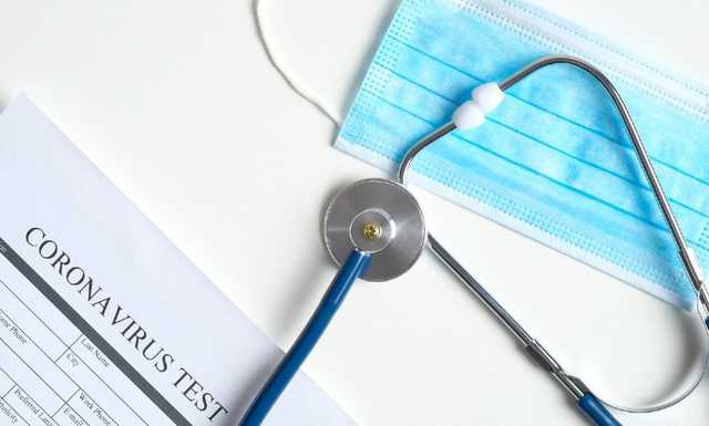 Ви на лікарняному через COVID-19? Вам покладена фіндопомога. Як її отримати