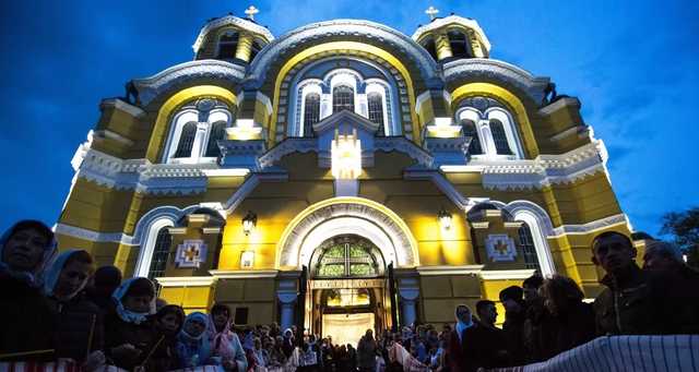 Во Владимирском соборе освятить паску можно будет персонально у священника