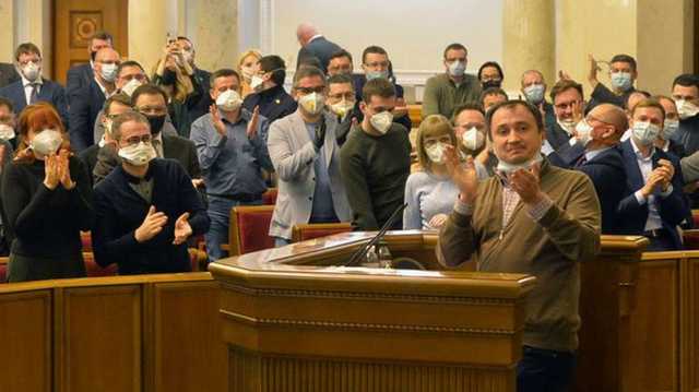 “Антиколомойский” законопроект могут попытаться принять без рассмотрения 16 тысяч поправок