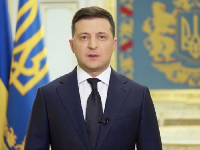 Ошибиться не страшно: Зеленский отреагировал на скандал вокруг учителей Всеукраинской школы онлайн