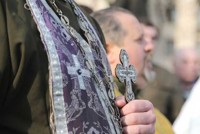 У Чернівецькій області священник із коронавірусом контактував із 127 людьми