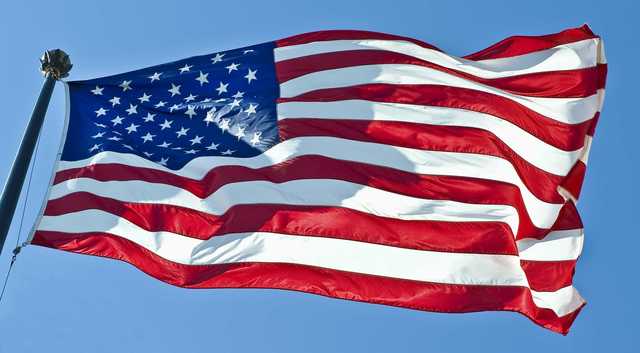 В США одобрили декларацию о чрезвычайной ситуации во всех штатах