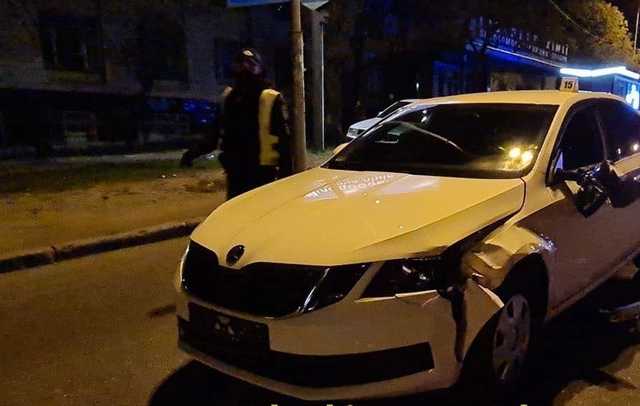 У Києві автомобіль МВС на смерть збив пішохода, – ЗМІ