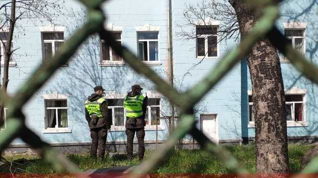 За жилье брали долларами и насмехались: украинцев разозлила обсервация в Ворзеле