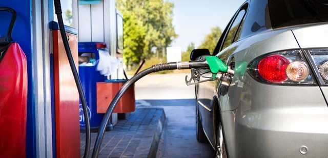 Показушная война закончилась: в Украине стали массово открываться нелегальные АЗС