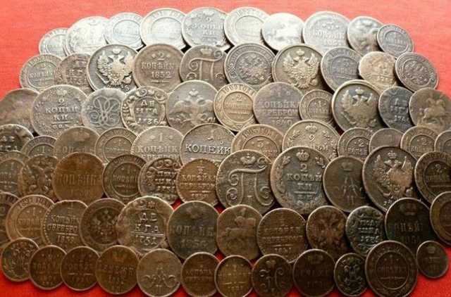 Послушник Києво-Печерської Лаври став жертвою росіян: купив «царських» монет на 1,5 млн