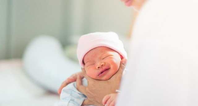 На Буковине у двух новорожденных нашли COVID