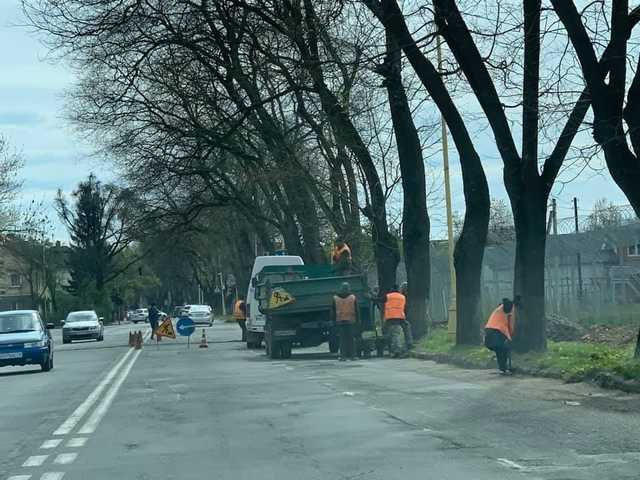 Зеленский собрался на Закарпатье: местная власть срочно начала наводить "марафет"