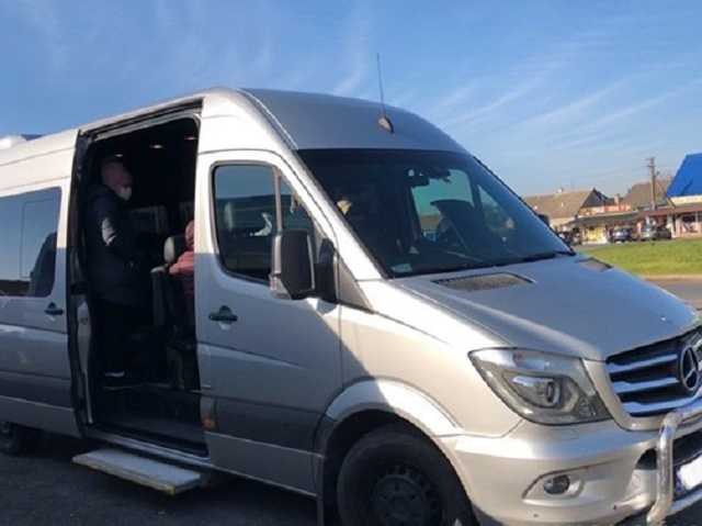 Как в 90-х: в Закарпатье рэкетиры обстреляли пассажирский автобус