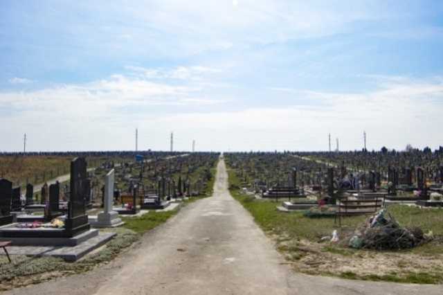 У Києві обмежать доступ до кладовищ, – Кличко