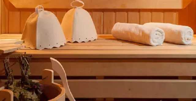Врач рассказал помогает ли баня бороться с коронавирусом