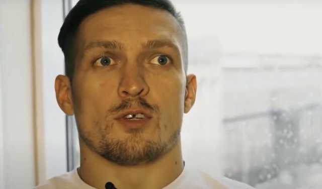 Усик извинился перед православными украинцами за свою ошибку