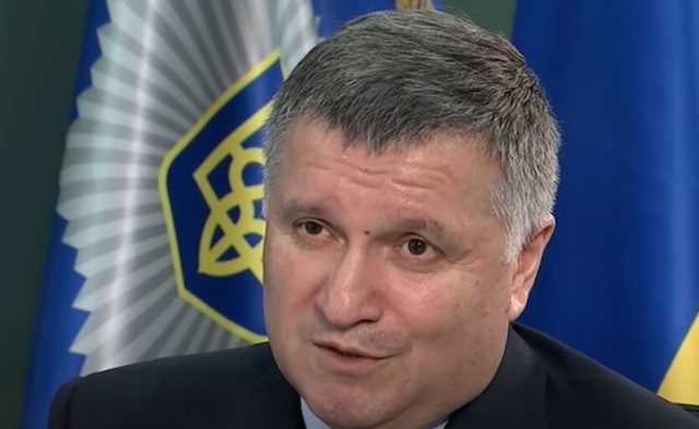 Аваков назвал причины пожаров на севере Украины