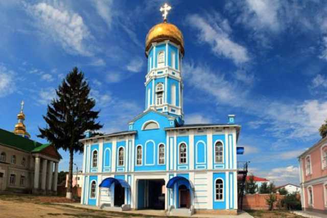 З’їздили у Києво-Печерську лавру: на Хмельниччині коронавірусом заразилися монахині московського монастиря