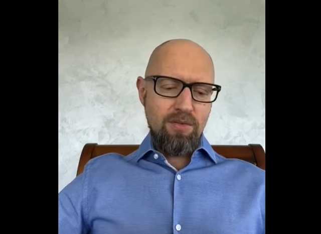 “Загострення ідіотизму. Віктор – ти дурак?”: Яценюк звернувся до Медведчука