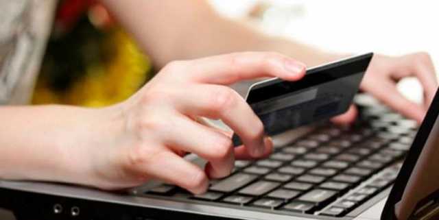 Мошенники открывают магазины и пропадают: как на украинцах наживаются в сети