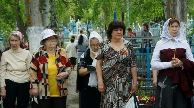 Главный санврач Украины хочет закрыть кладбища на поминальные дни после Пасхи