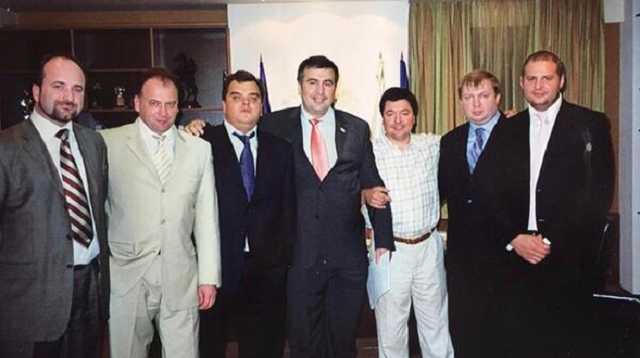 В сети всплыло фото Саакашвили с Ермаком